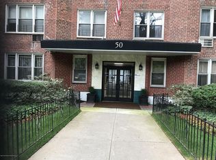 50 Fort Pl, Staten Island, NY 10301
