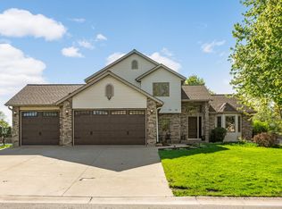 1313 Hillswick Pl, Saint Paul, MN 55115