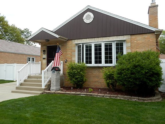 2nd image of 9335 Raymond Ave