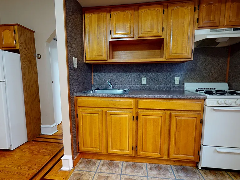 413 Pine St — Photo 17