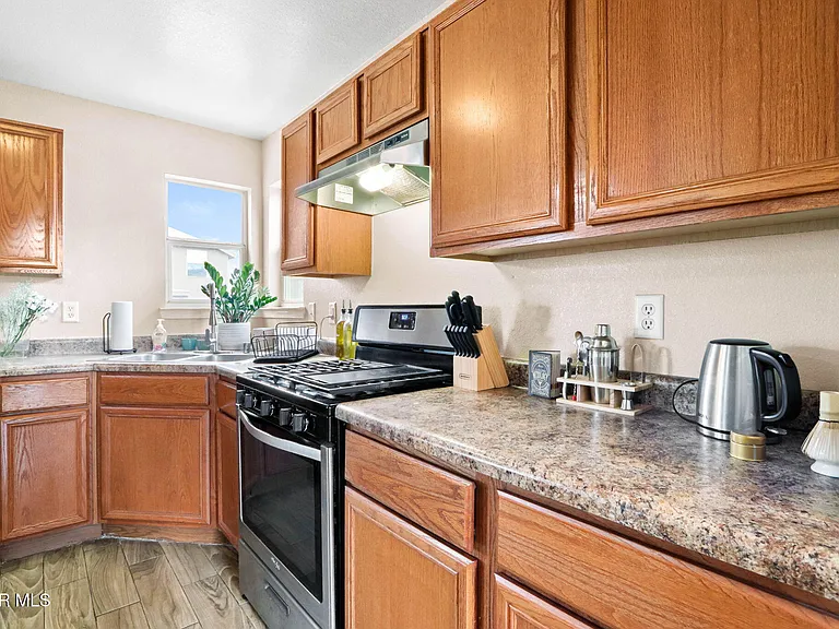 12564 Paseo Alegre Dr — Photo 16