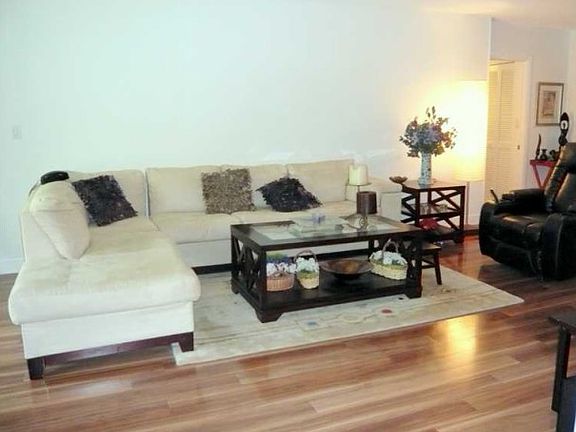 5th image of 2814 N 46th Ave APT H277