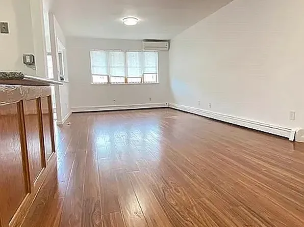 (undisclosed Address), Brooklyn, NY 11228