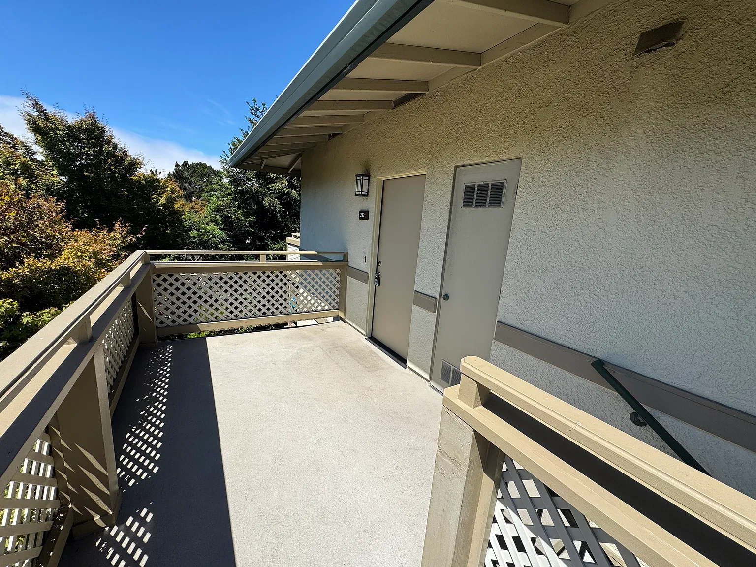 2 bed, 1088 sqft, $3,295 — Photo 2