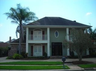 76 Yosemite Dr, New Orleans, LA 70131