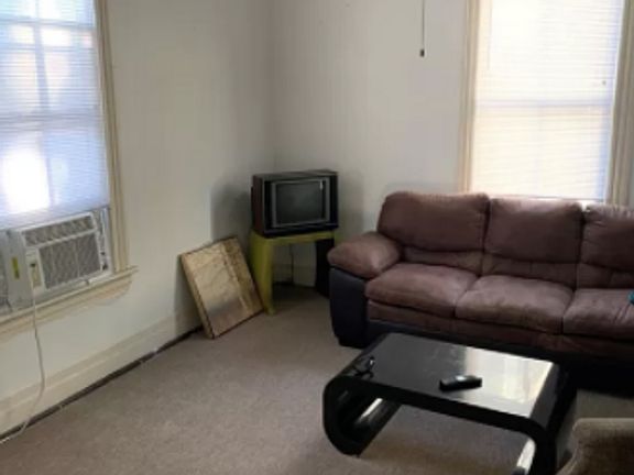 2nd image of 1411 11th St #1