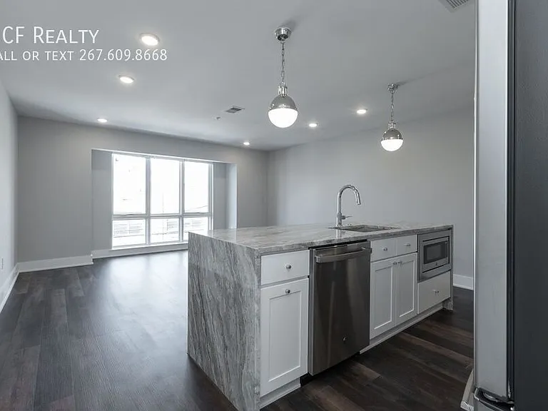 711 N 16th St #3 — Photo 19