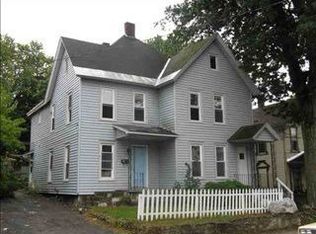 3 Montgomery St, Gloversville, NY 12078