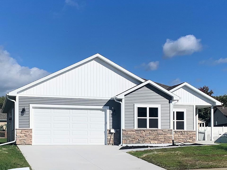 1st image of 111 Michelle Dr