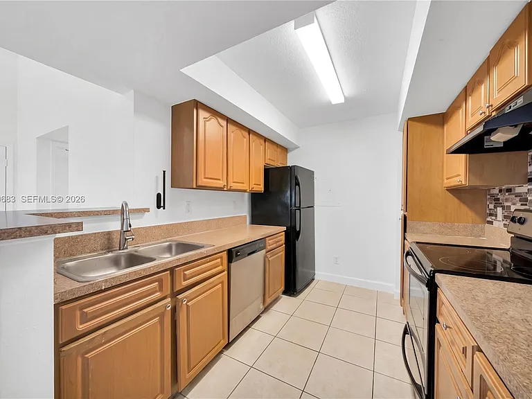 15070 SW 103rd Ln #2201 — Photo 8