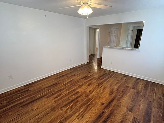 3rd image of 410 Circle H Dr #H