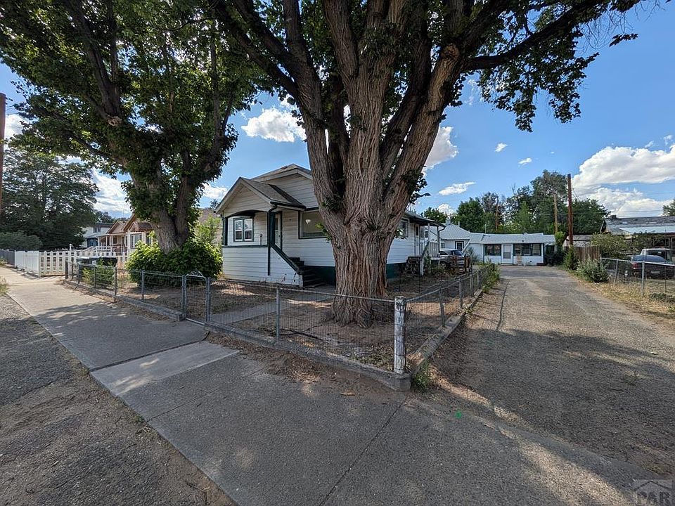 1st image of 346 E 7th St