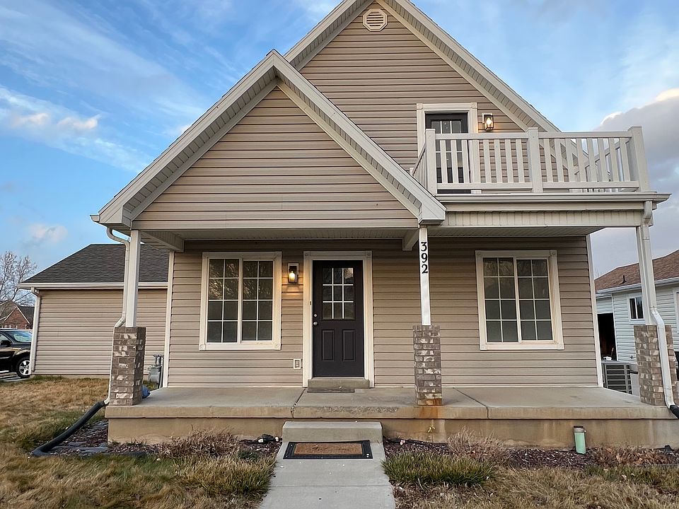 1st image of 392 W Plum Pl N