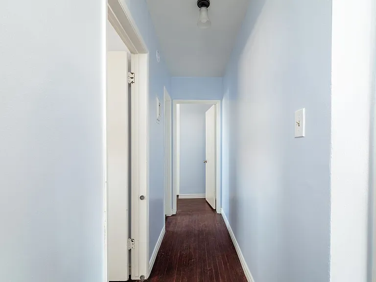 123 N Spruce St — Photo 7
