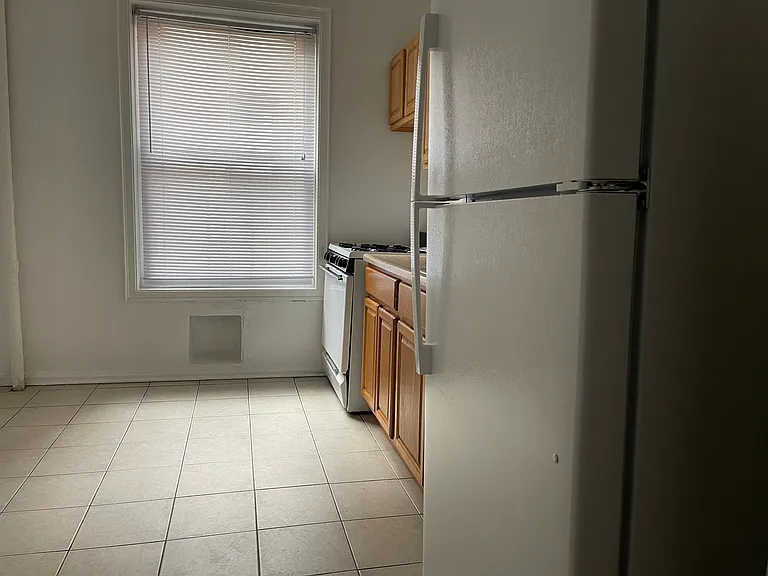 3215-3217 Hull Ave #3C — Photo 16