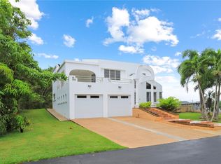 Carr 2 Calle Paraiso Canabal, Isabela, PR 00662