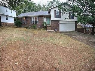 16 Feldspar Ct, Little Rock, AR 72212