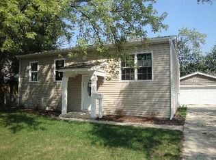 205 Fremont Ave, Romeoville, IL 60446