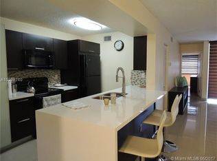 4652 NW 97th Pl, Doral, FL 33178
