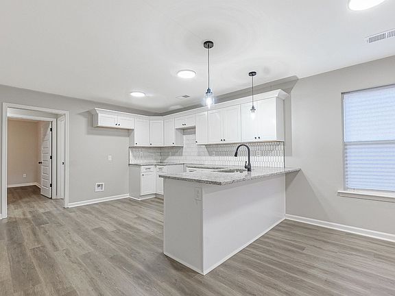 5th image of 3128 Douglass Ave Lot 1