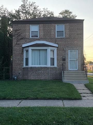 1st image of 14200 S School St