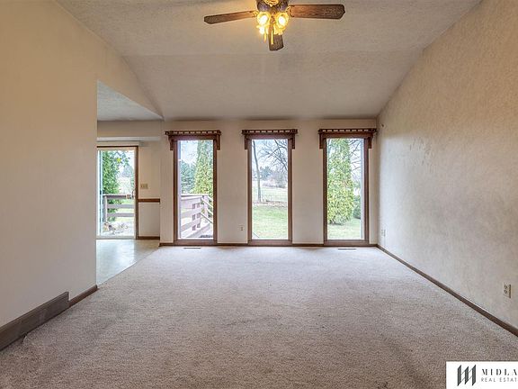3rd image of 3020 Tammy St