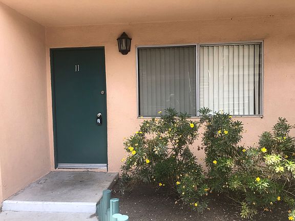 3rd image of 1414 W McFadden Ave APT 11