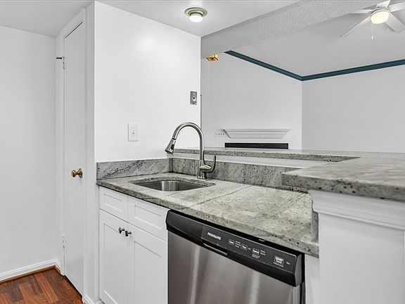 4th image of 14016 Vista Dr APT 14B
