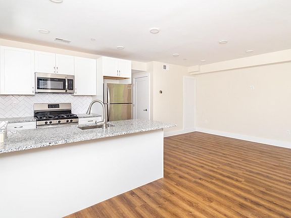4th image of 12 Furnace Ave #5