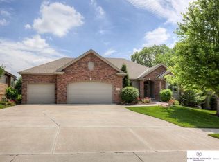 1321 S 199th St, Omaha, NE 68130