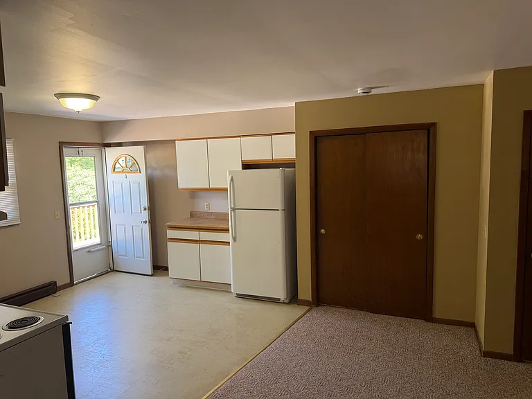 1611 Maness Ct #2 — Photo 5