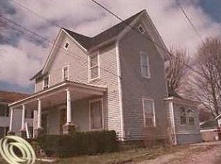 124 W Frank St, Fowlerville, MI