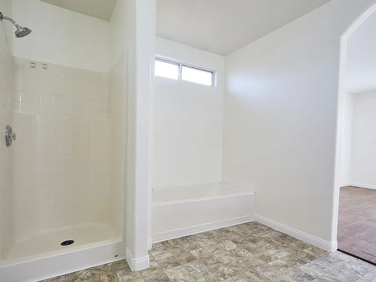 25029 Avenida Laredo — Photo 23