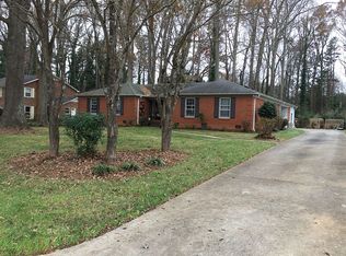 5421 Mallard Dr, Charlotte, NC 28227