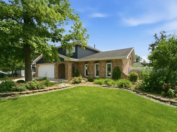 1939 E 170th Pl, South Holland, IL 60473