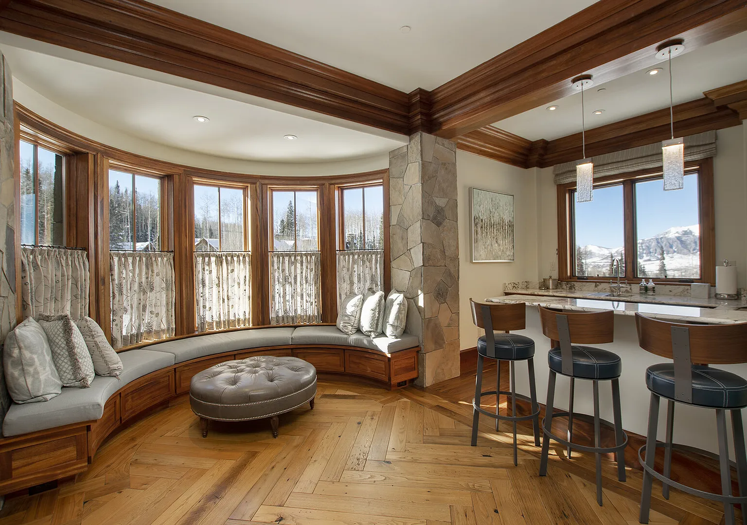 Lorian 4 TRUE Ski-In Ski-Out Resort Condo 4Bd, 3.5Ba - Sleeps 12 — Photo 4