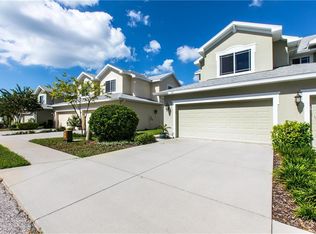 517 Harbor Ridge Dr, Palm Harbor, FL 34683