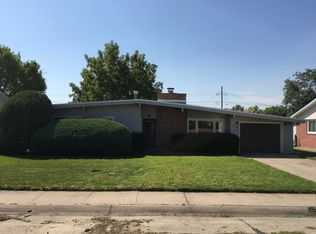 2306 W C St, North Platte, NE 69101