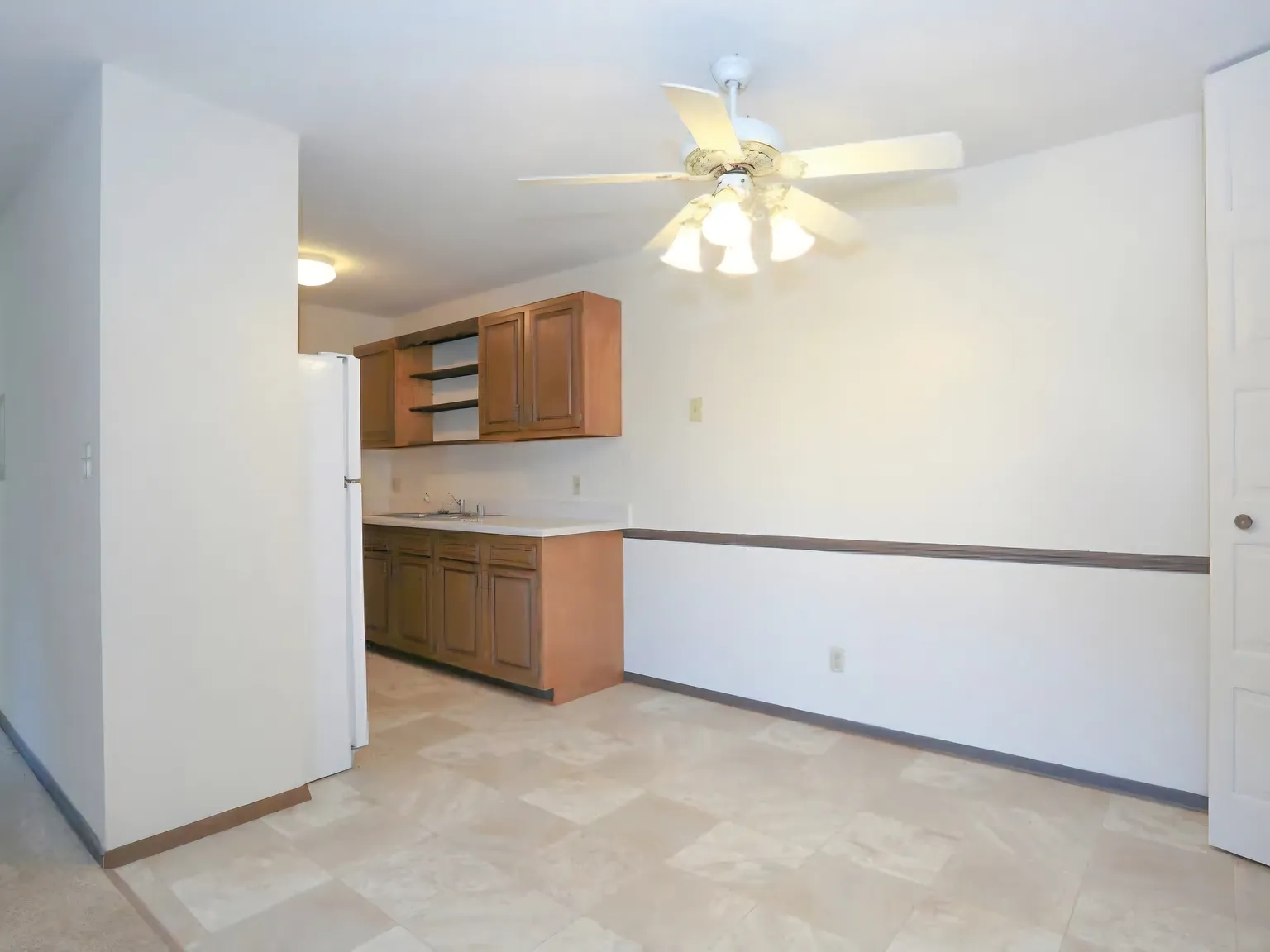 W Mangold Ave, Greenfield — Photo 4