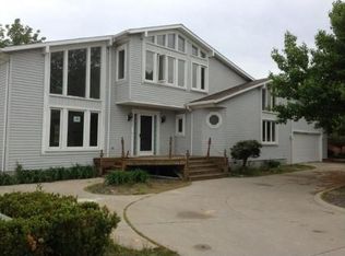 465 Willard Ave, Algonac, MI 48001