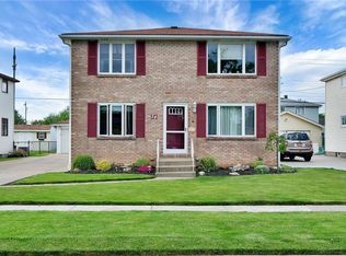 24 Poinciana Pkwy, Cheektowaga, NY