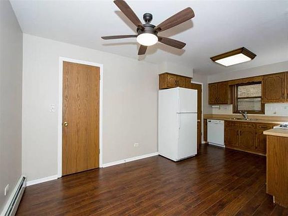 5th image of 32 Conti Pkwy #2A