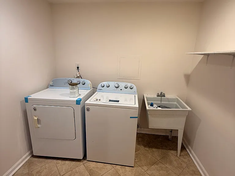 8238 Wycliffe Ct #4 — Photo 17
