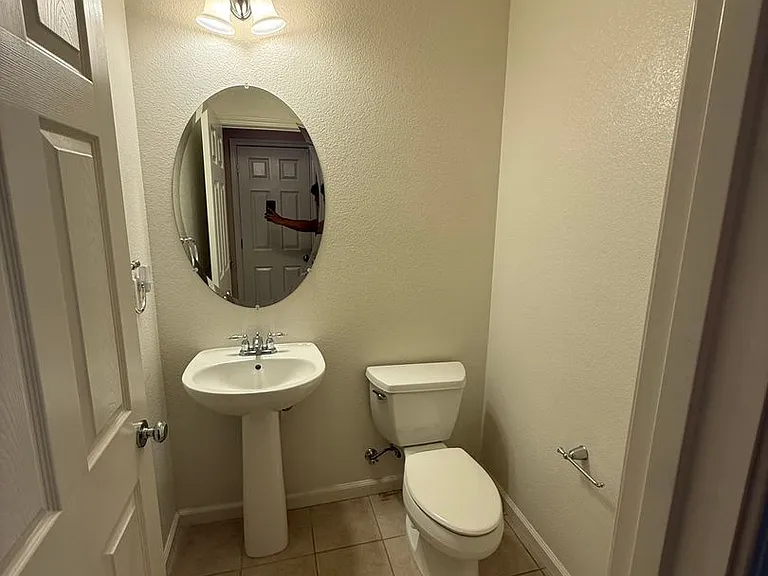 4350 Mount Kisco Way — Photo 6