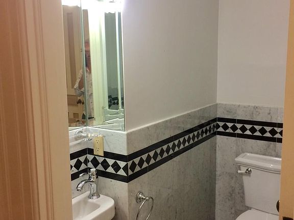 3rd image of 1818 Pacific Ave APT 1