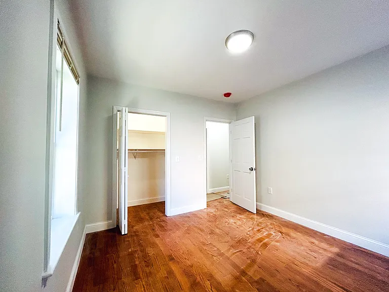 27 Waverly St #1 — Photo 13