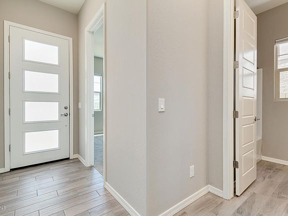 4th image of 3061 S Valerie Dr
