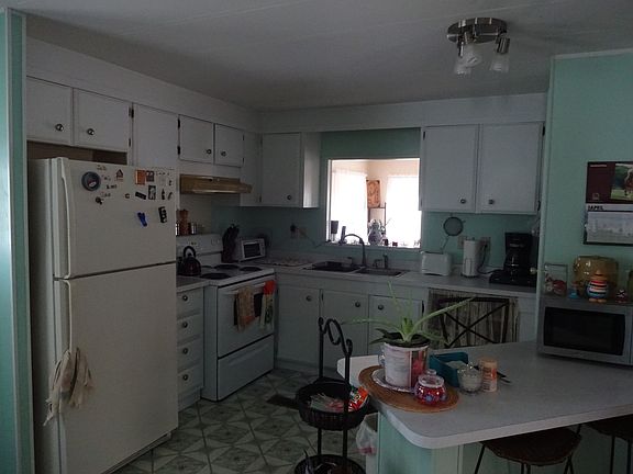 5th image of 3150 NE 36th Ave Lot 187