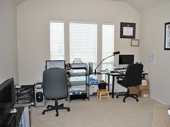 2nd image of 871 Falling Springs Ln