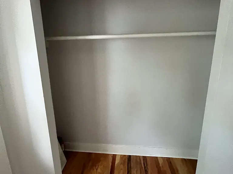 214-216 W Madison St #217 — Photo 6